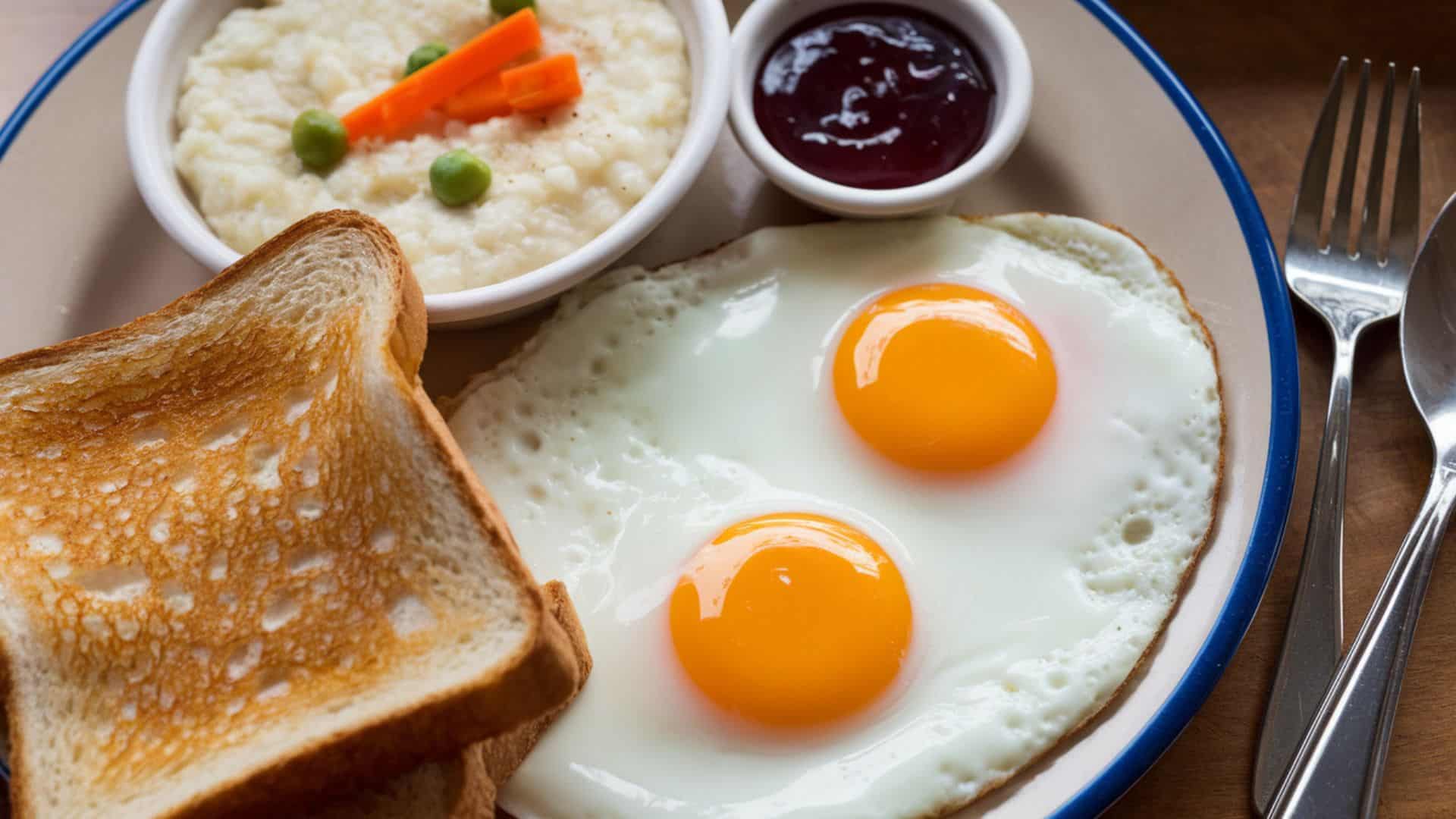 Waffle House Two Egg Breakfast-min